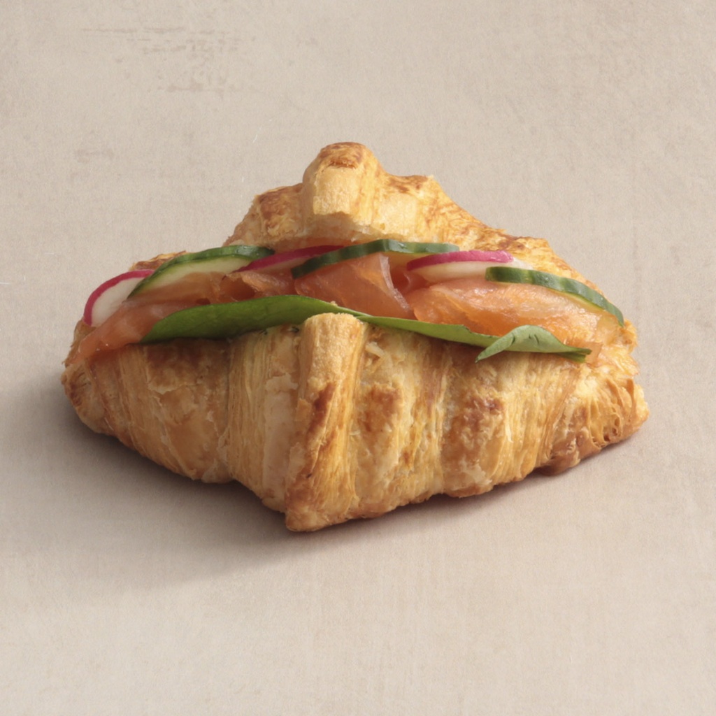 Mini croissant garni saumon fumé