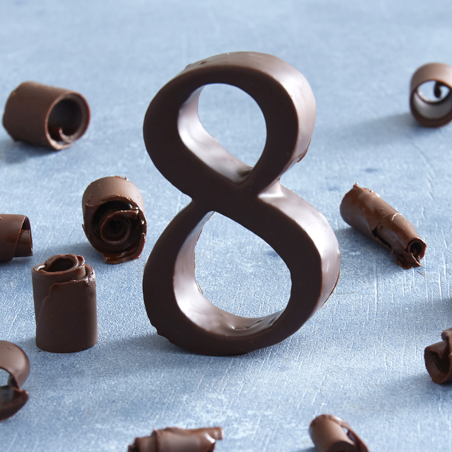 Chiffre en chocolat n°8