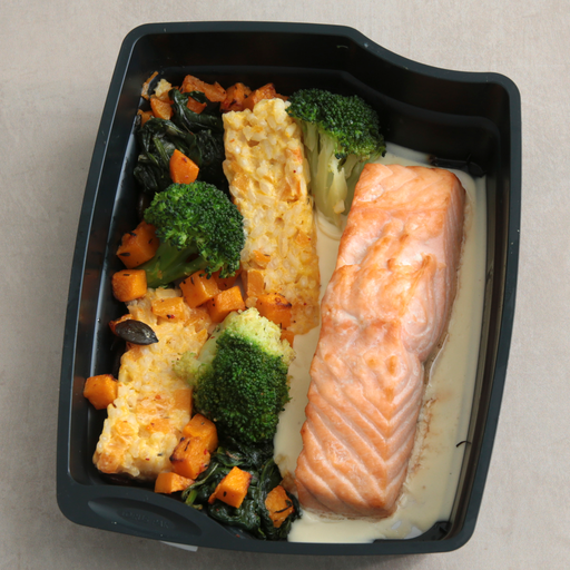 [007455*] Salmon fillet, beurre blanc sauce
