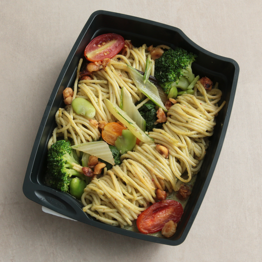 [011154*] Linguine verde, sauce noisette