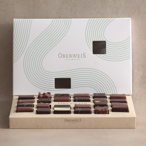 [013216*] Signature box of 24 chocolates