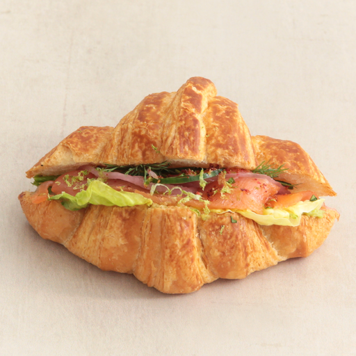 [014676*] Mini croissant saumon fumé 