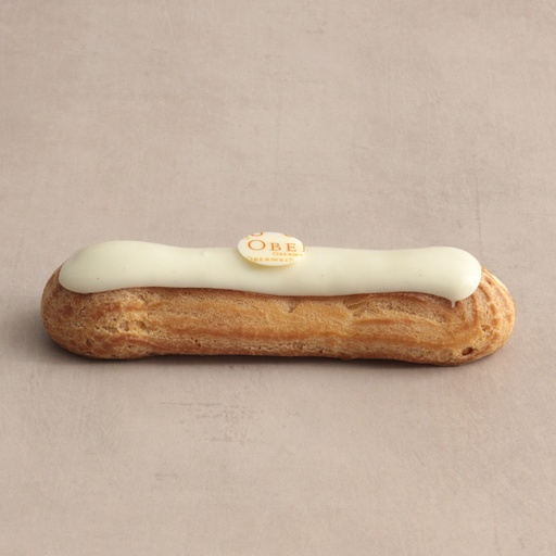 [000028*] Vanilla eclair