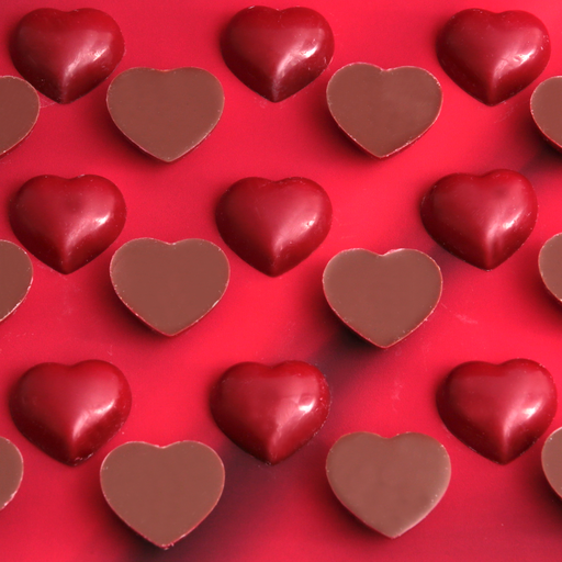 [003641*] Love Is In The Air