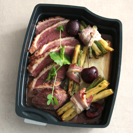 [004429*] Magret de canard aux cerises